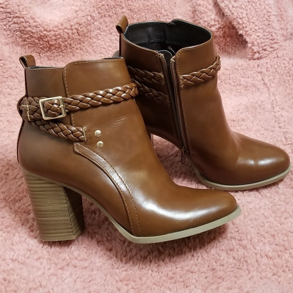 👢AMERICAN EAGLE - WOMAN BOOTS